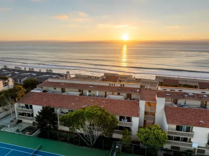 $1,999,000 | 429 South Sierra Avenue, Unit 328, Solana Beach, CA 92075