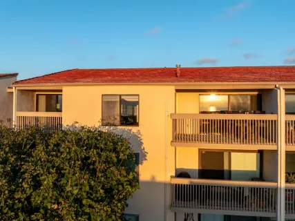 $1,999,000 | 429 South Sierra Avenue, Unit 328, Solana Beach, CA 92075