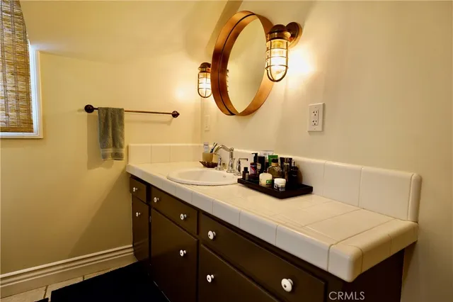 $10,000 | 89 Rivo Alto Canal, Long Beach, CA 90803