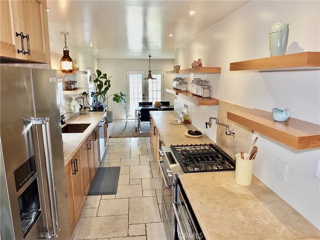 $10,000 | 89 Rivo Alto Canal, Long Beach, CA 90803