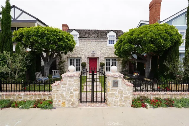 $10,000 | 89 Rivo Alto Canal, Long Beach, CA 90803