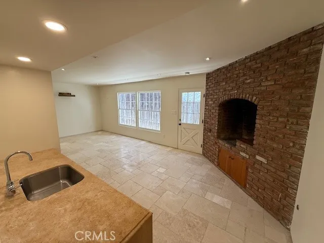 $10,000 | 89 Rivo Alto Canal, Long Beach, CA 90803