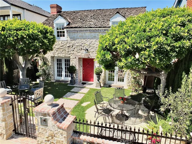 $10,000 | 89 Rivo Alto Canal, Long Beach, CA 90803