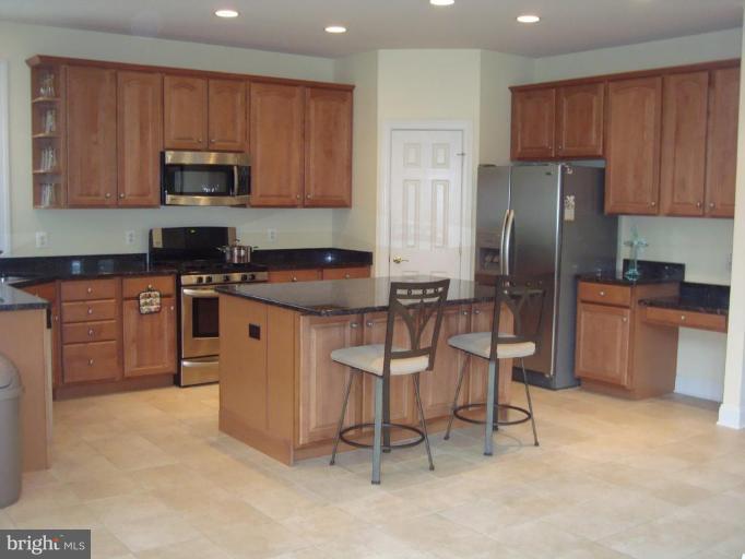 7820 Sandy Farm Road Severn, MD 21144 - Photo 9 of 30 Kitchen #2