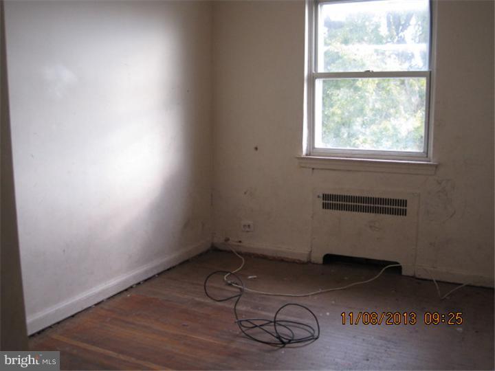 591 Snowden Road Upper Darby, PA 19082 - Photo 5 of 5