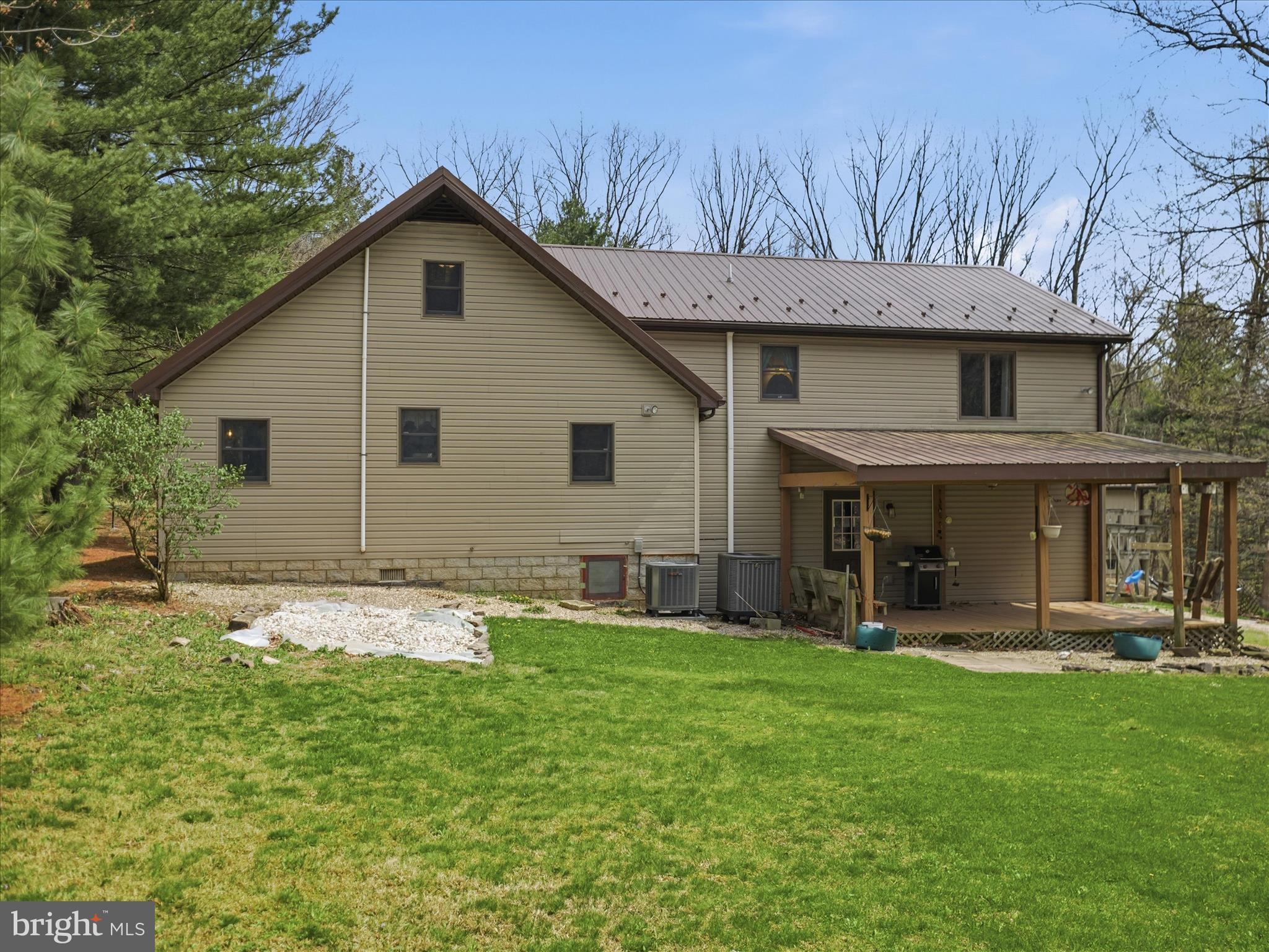 13375 Upper Strasburg Road Upperstrasburg, PA 17265 - Photo 31 of 32 a front view of house with yard
