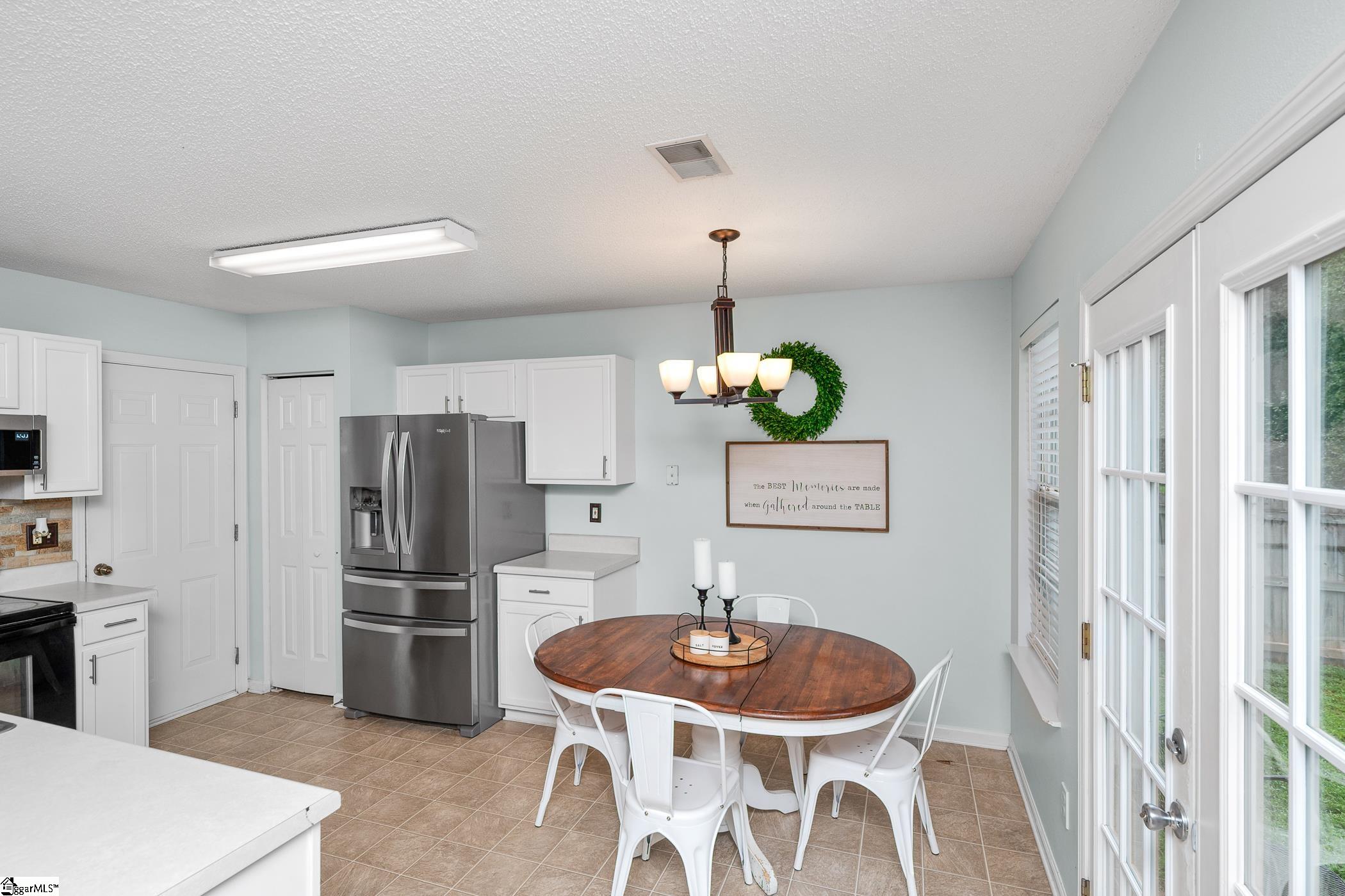 100 Reedy River Way Greenville, SC 29605 - Photo 8 of 34 Gallery Image 8