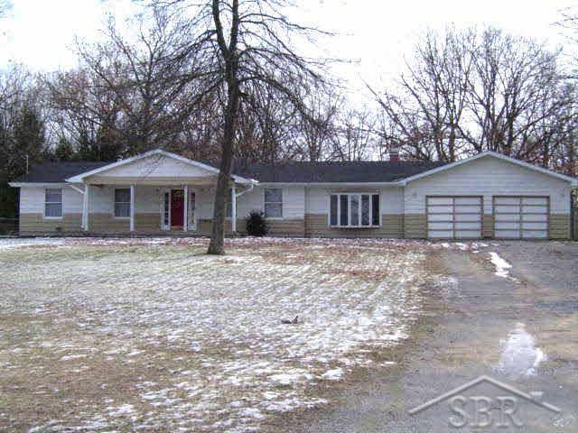 11915 Lakefield Road St. Charles, MI 48655 - Photo 1 of 9 20043071.JPG