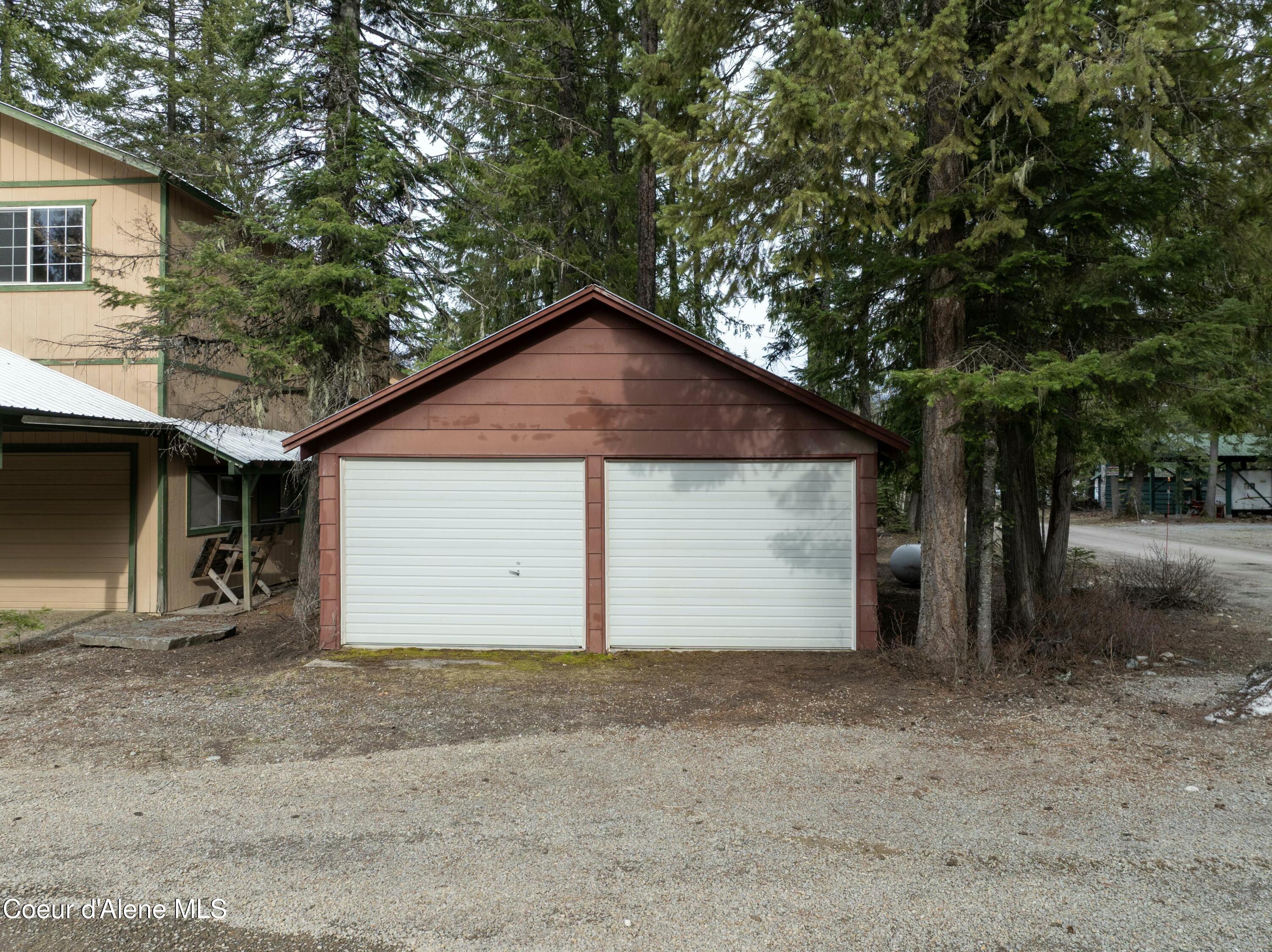 733 Hagman Road Nordman, ID 83848 - Photo 13 of 33 Garage