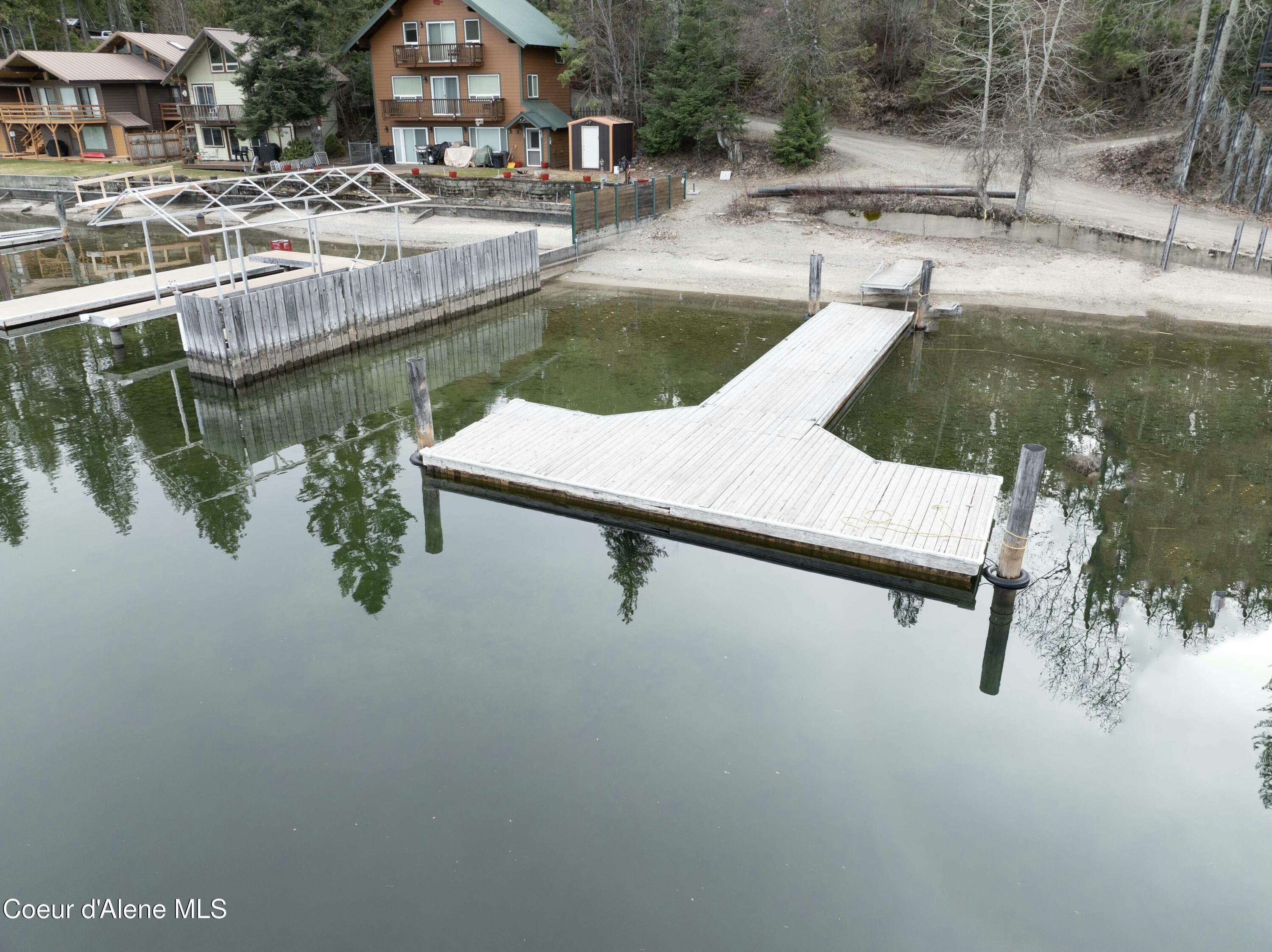 733 Hagman Road Nordman, ID 83848 - Photo 27 of 33 Dock