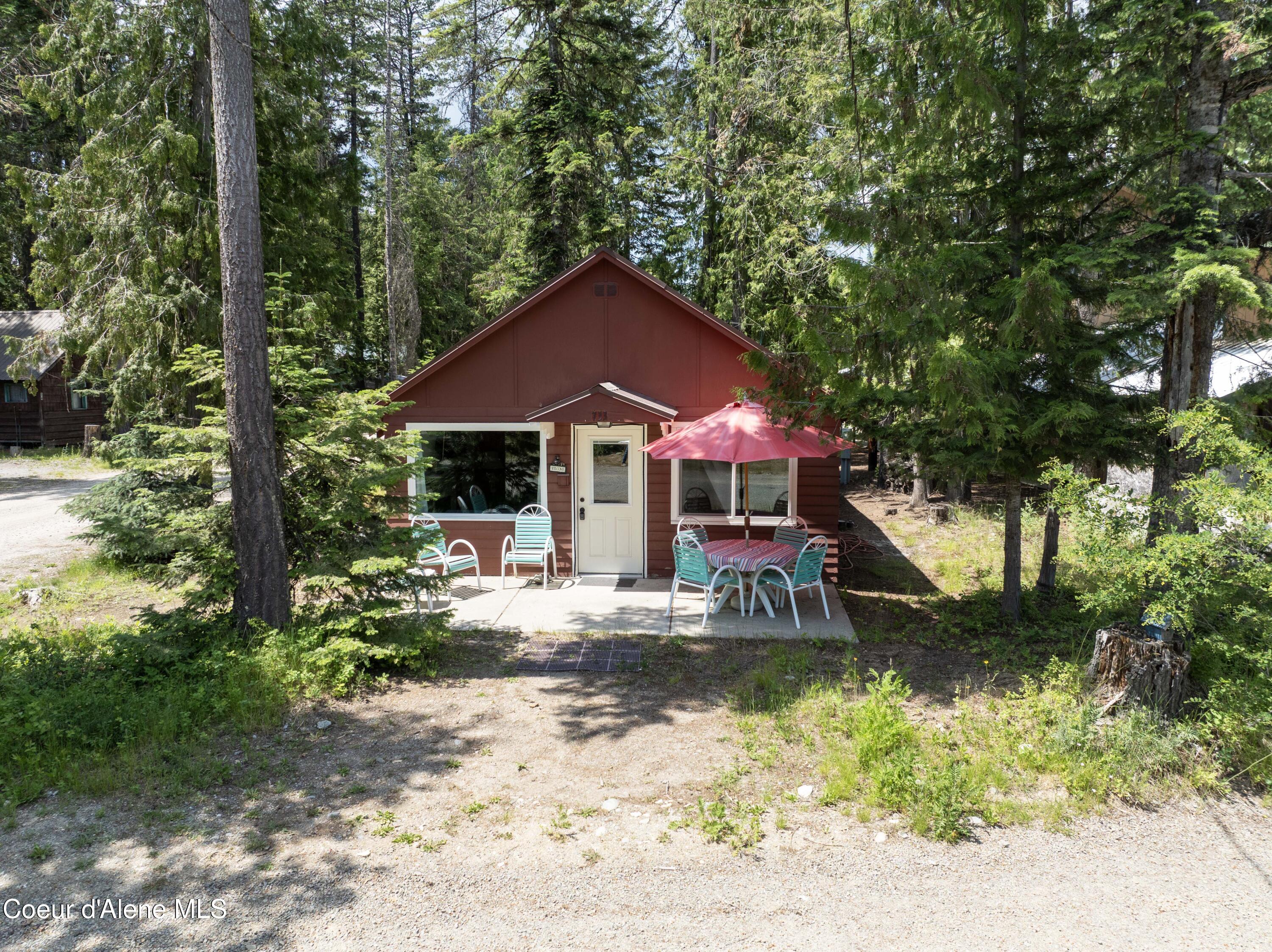 733 Hagman Road Nordman, ID 83848 - Photo 7 of 33 Cabin