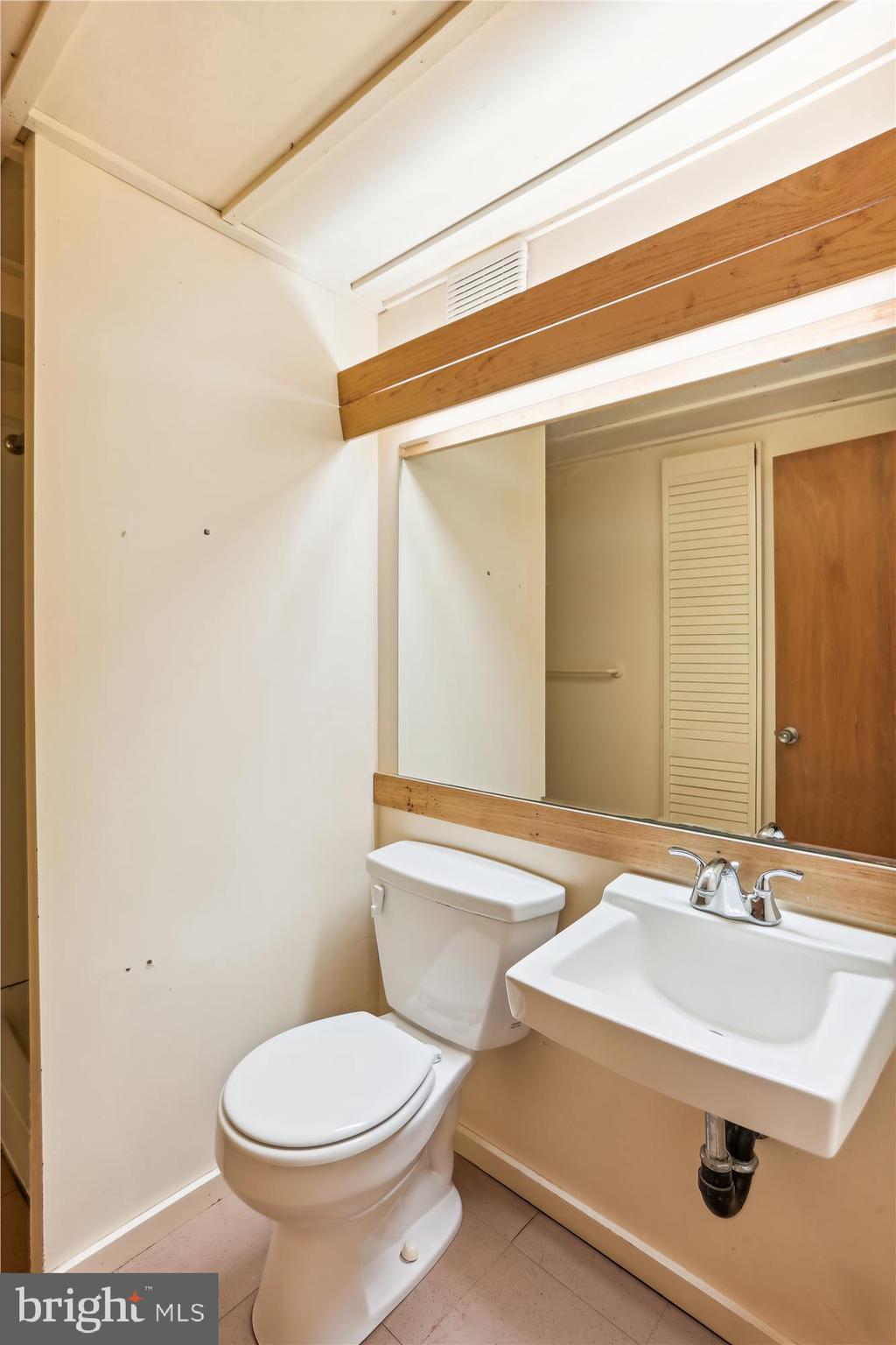 9127 Walden Road Silver Spring, MD 20901 - Photo 27 of 83