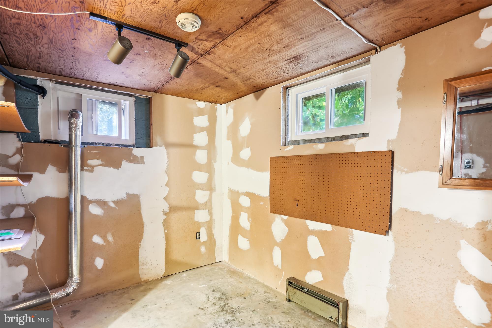 9127 Walden Road Silver Spring, MD 20901 - Photo 52 of 83