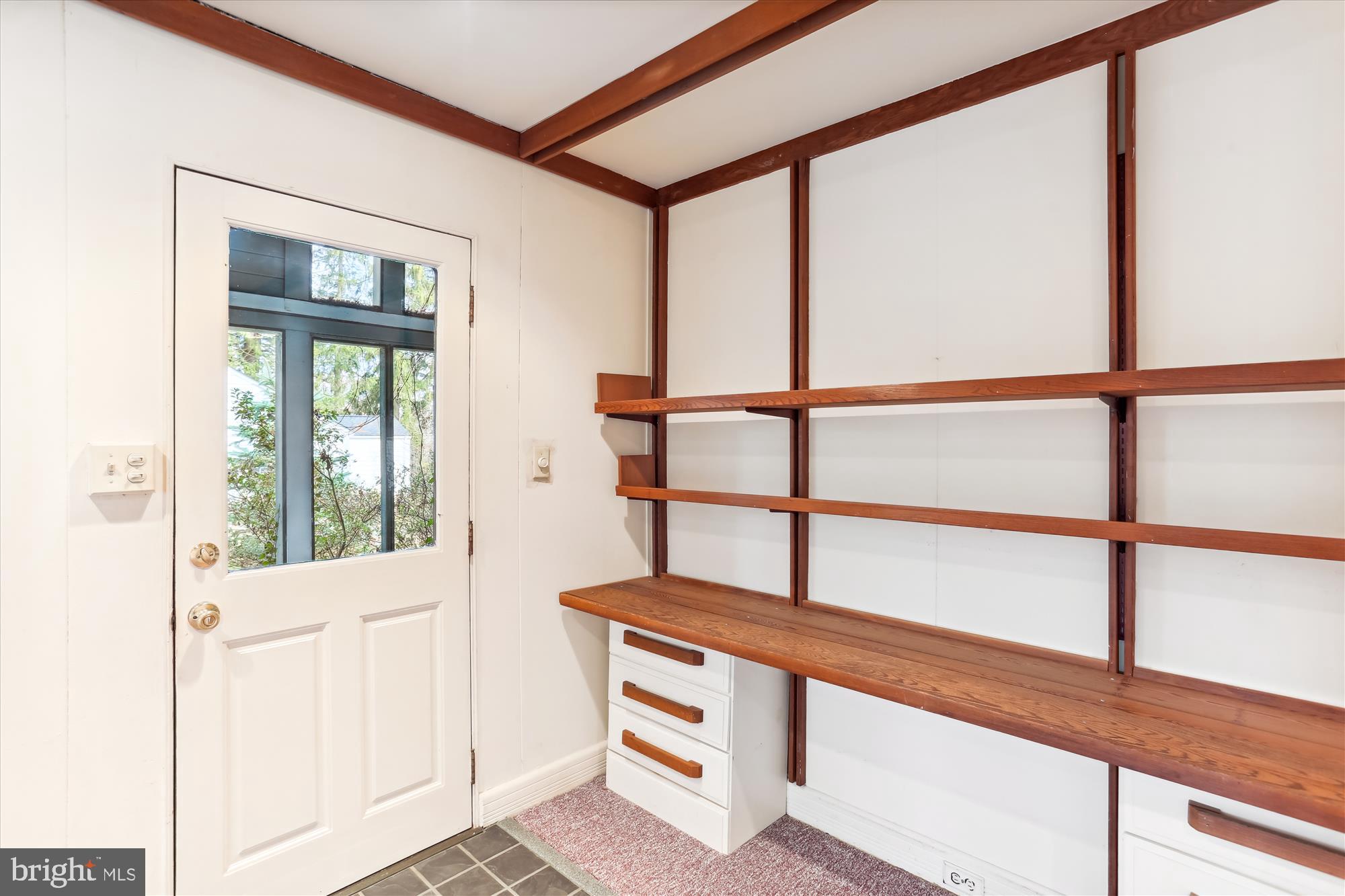 9127 Walden Road Silver Spring, MD 20901 - Photo 6 of 83