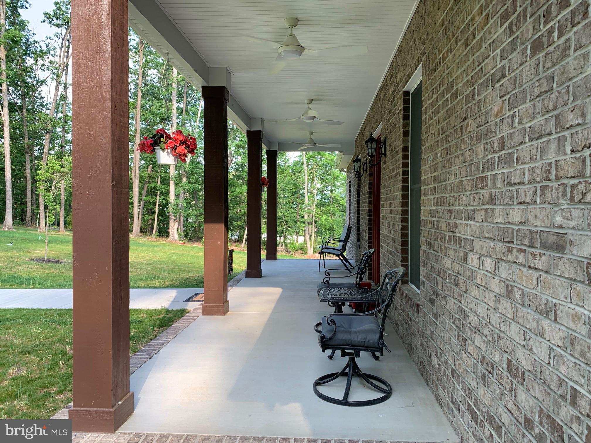 3213 Old Tanbark Road Luray, VA 22835 - Photo 10 of 93 Front porch