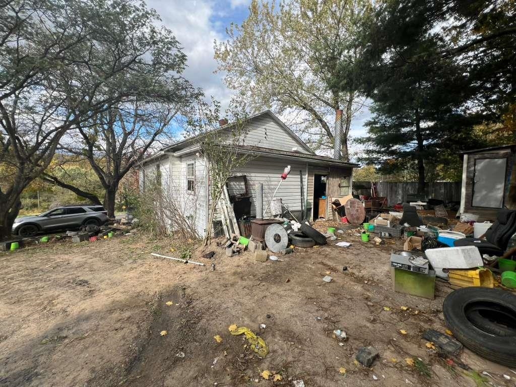 2886 Cold Springs Road Greenville, VA 24440 - Photo 4 of 11 a view of a house with backyard space and sitting area