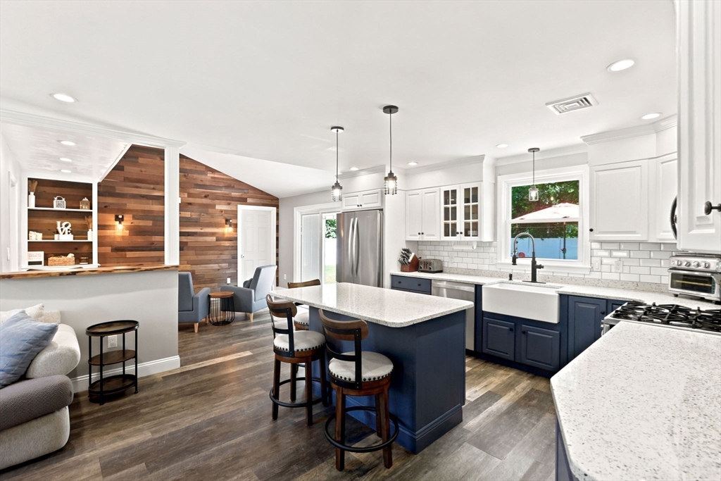 36 Monroe Road Hanover, MA 02339 - Photo 4 of 35