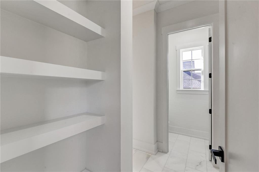 6113 Deepwater Cove Gainesville, GA 30506 - Photo 32 of 82 a view of an empty room