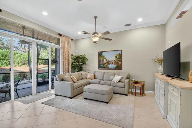 $599,900 | 7411 Maple Ridge Trail, Boynton Beach, FL 33437