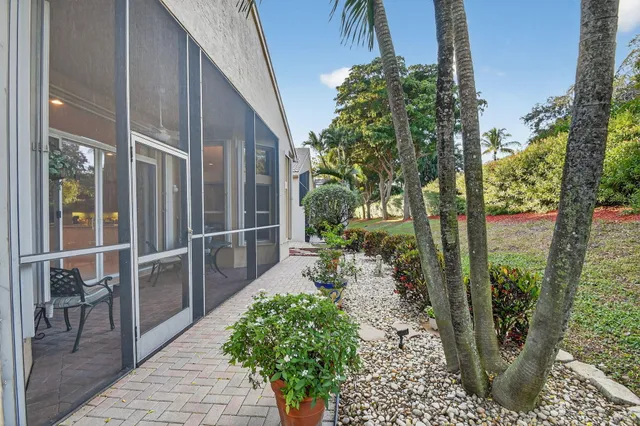 $599,900 | 7411 Maple Ridge Trail, Boynton Beach, FL 33437