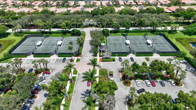 $599,900 | 7411 Maple Ridge Trail, Boynton Beach, FL 33437