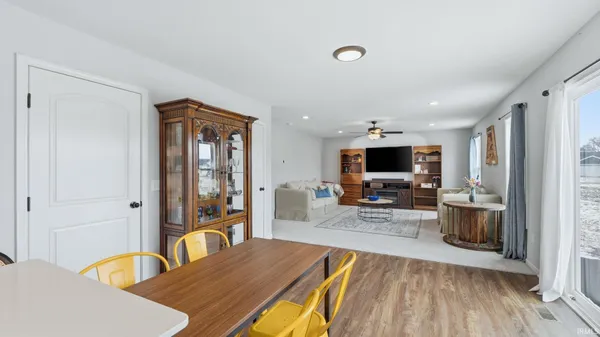 $350,000 | 375 Zebulon Cove, Fort Wayne, IN 46818
