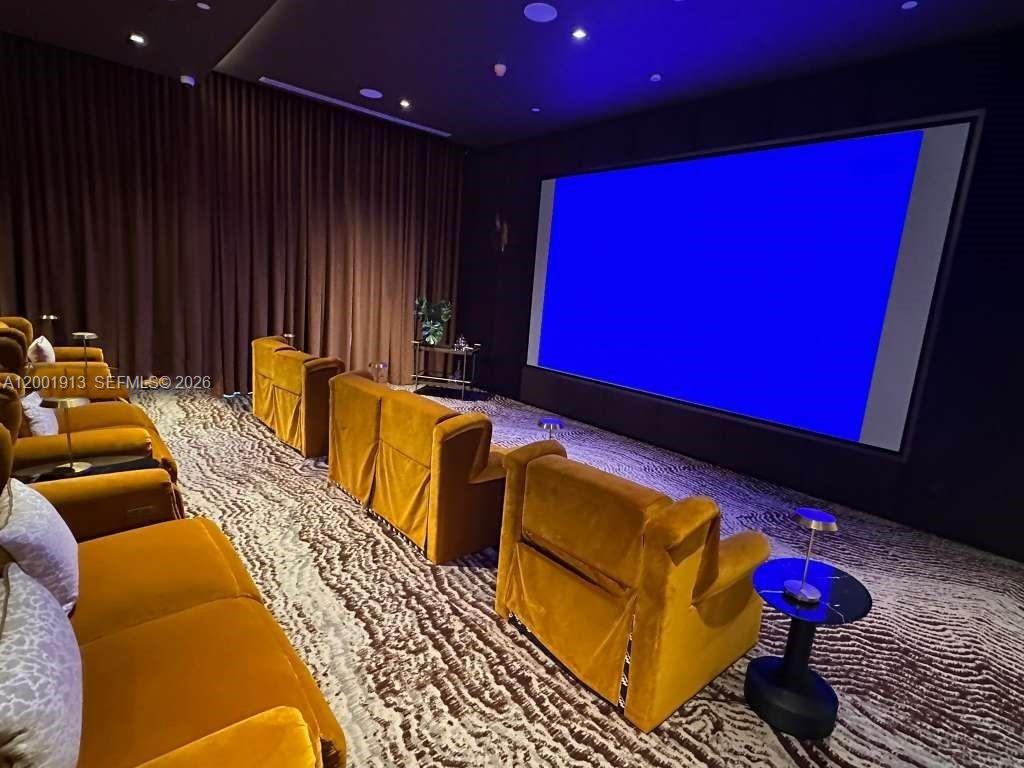 77 Southeast 5th Street, Unit 1007 Miami, FL 33131 - Photo 13 of 31 a living room with furniture