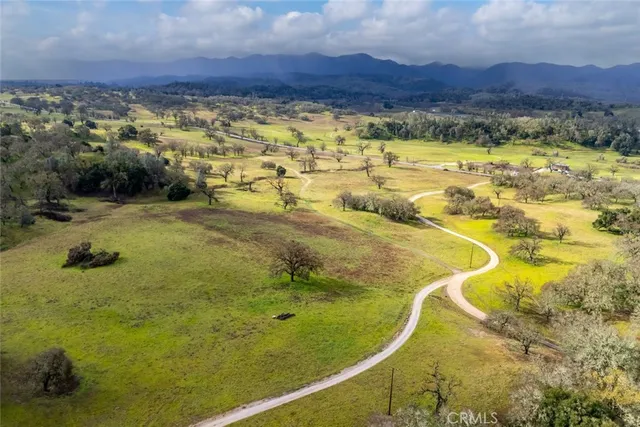 $2,950,000 | 6790-6780 West Pozo Road, Santa Margarita, CA 93453