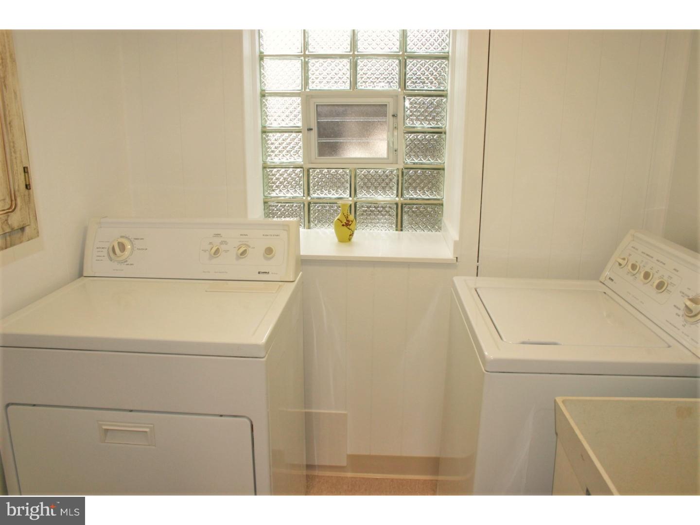 9947 Sandy Road Philadelphia, PA 19115 - Photo 23 of 25 Laundry Room