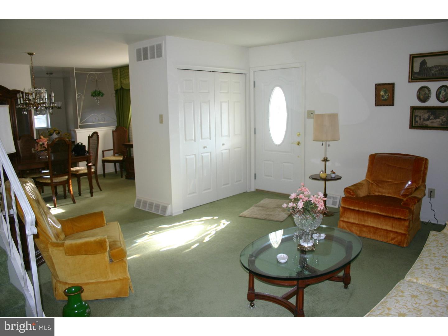 9947 Sandy Road Philadelphia, PA 19115 - Photo 8 of 25 Gallery Image 8