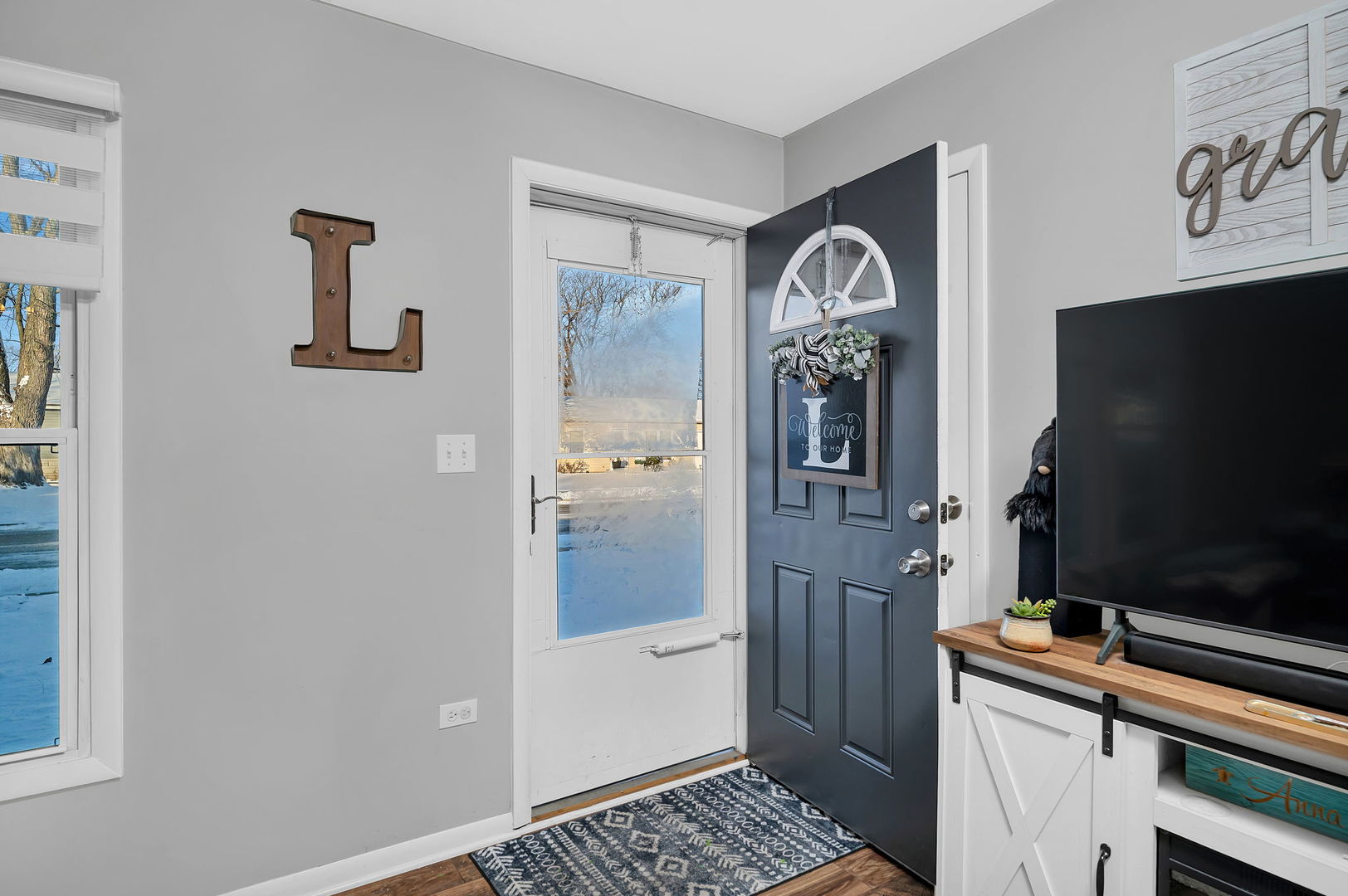 323 Fairfax Avenue Romeoville, IL 60446 - Photo 5 of 26