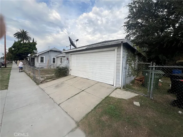 $650,000 | 6616 South Victoria Avenue, Los Angeles, CA 90043