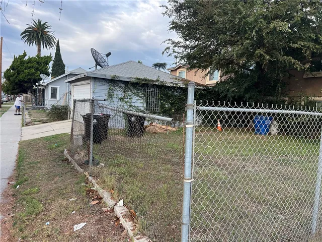 $650,000 | 6616 South Victoria Avenue, Los Angeles, CA 90043