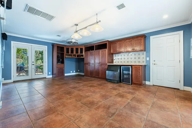 a view of a bathroom