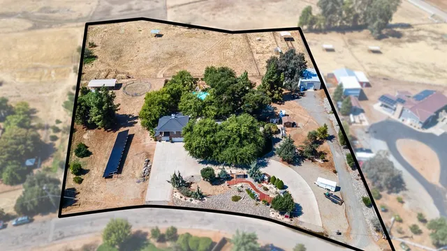 $1,200,000 | 6345 North Bethel Avenue, Clovis, CA 93619