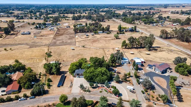 $1,200,000 | 6345 North Bethel Avenue, Clovis, CA 93619