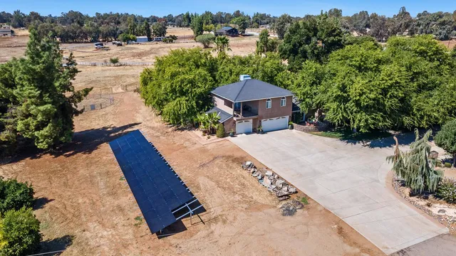$1,200,000 | 6345 North Bethel Avenue, Clovis, CA 93619