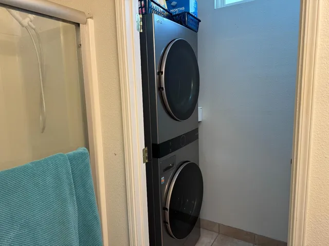 $1,200,000 | 6345 North Bethel Avenue, Clovis, CA 93619