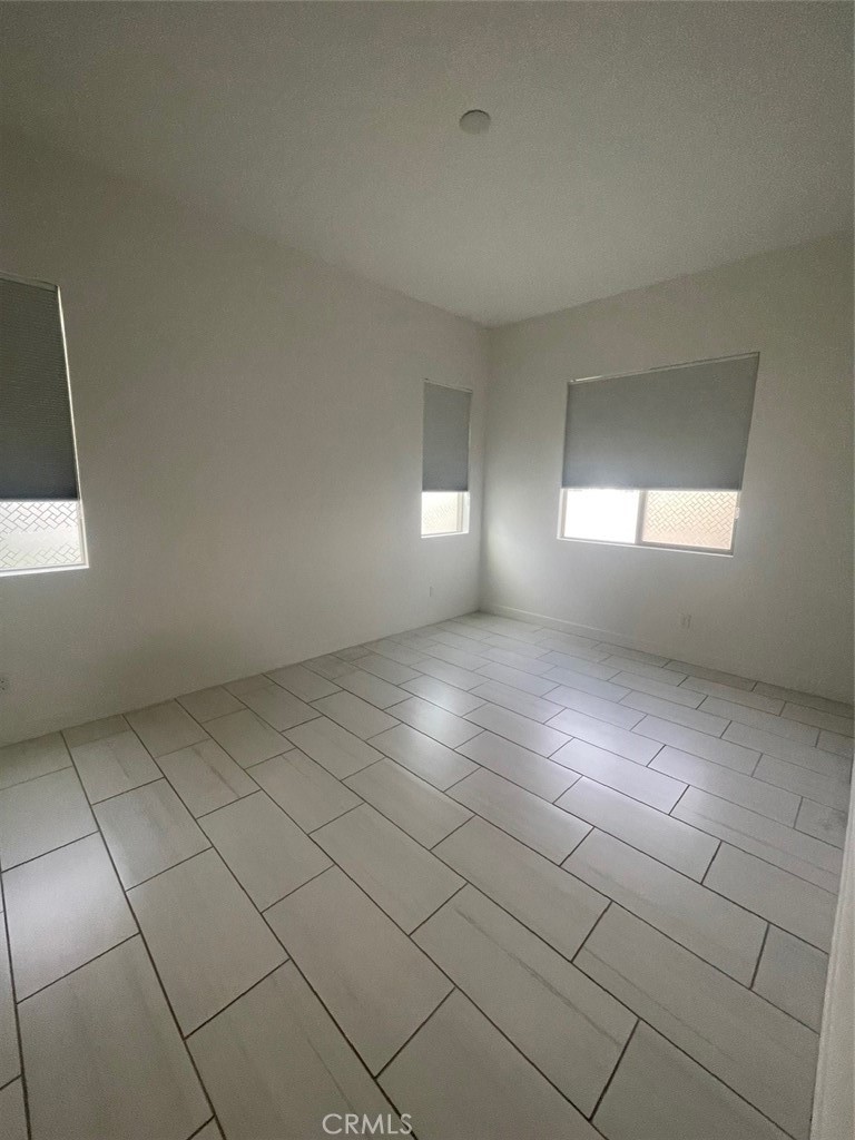 170 Episode Irvine, CA 92618 - Photo 46 of 63 an empty room with windows