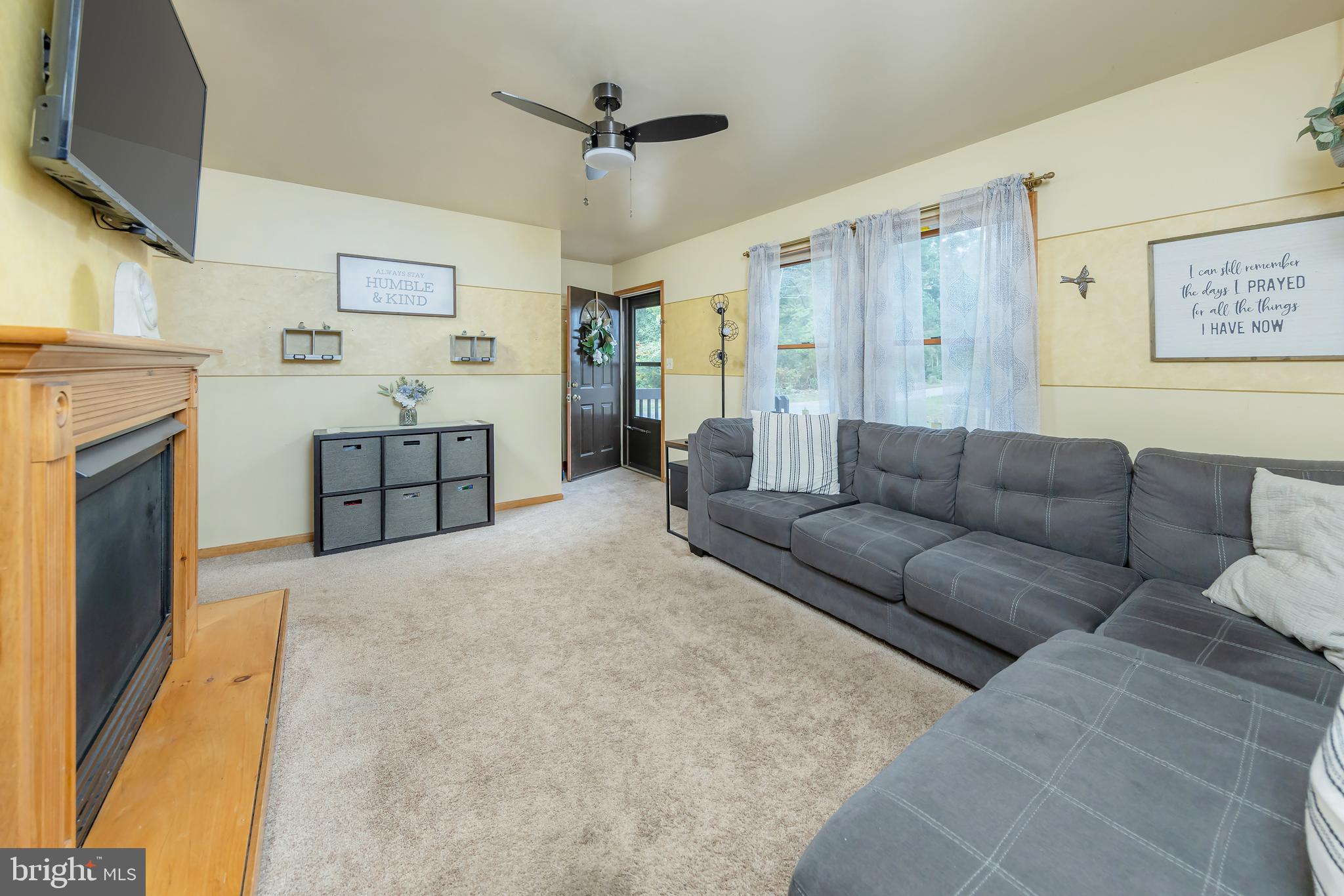 18 Dubois Road Bridgeton, NJ 08302 - Photo 5 of 37 Spacious with natural light!