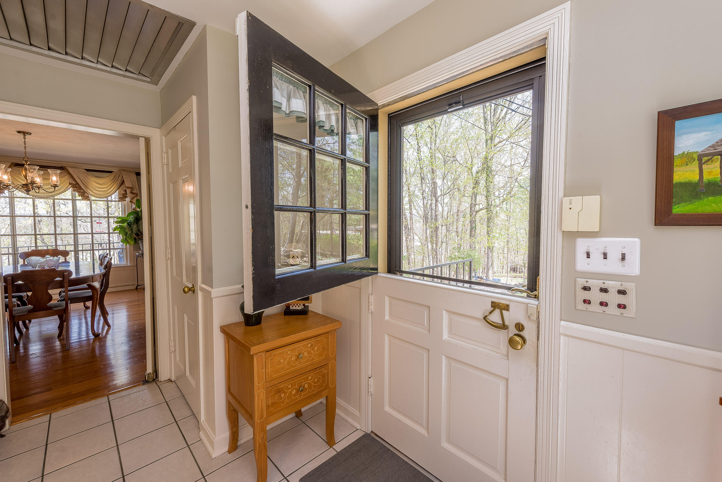 4522 Mitchell Road Kingsport, TN 37664 - Photo 7 of 79 Dutch Door Side Entry