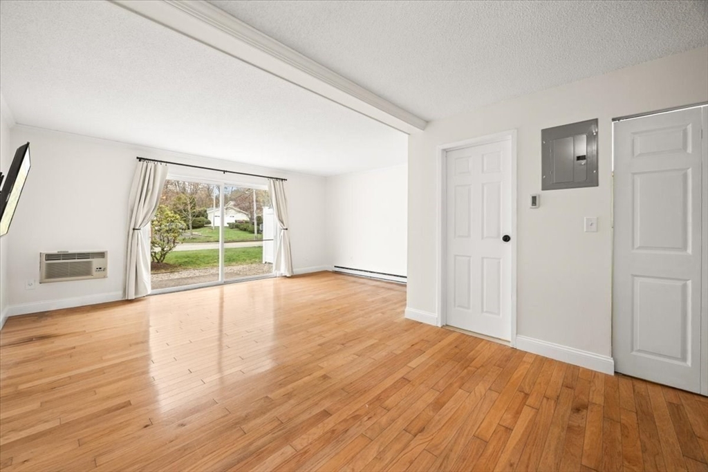 14 Nancy Road, Unit 8 Easton, MA 02375 - Photo 4 of 21
