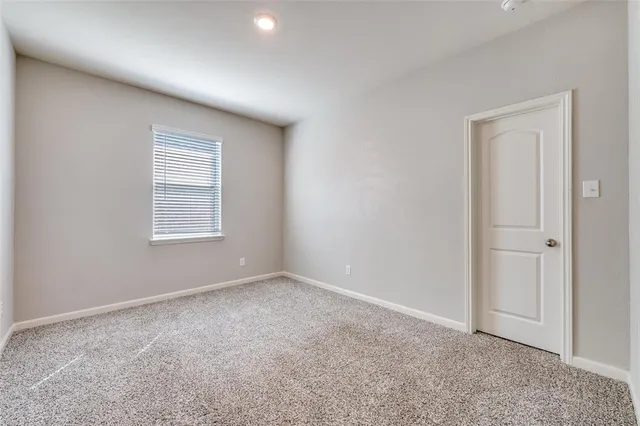 $2,200 | 421 Harbor Oaks Drive, Anna, TX 75409