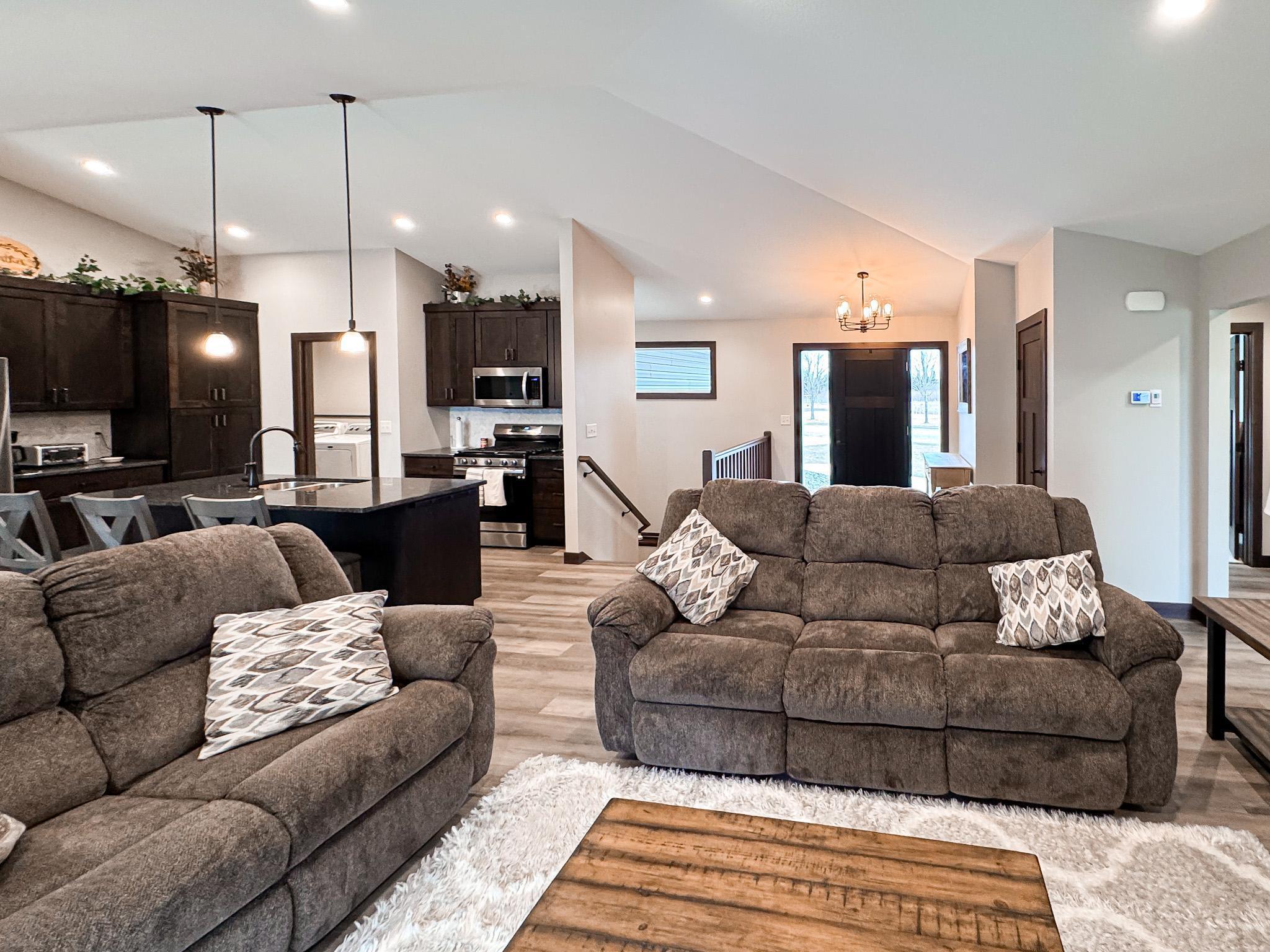 1707 17th Street Northwest Willmar, MN 56201 - Photo 15 of 49