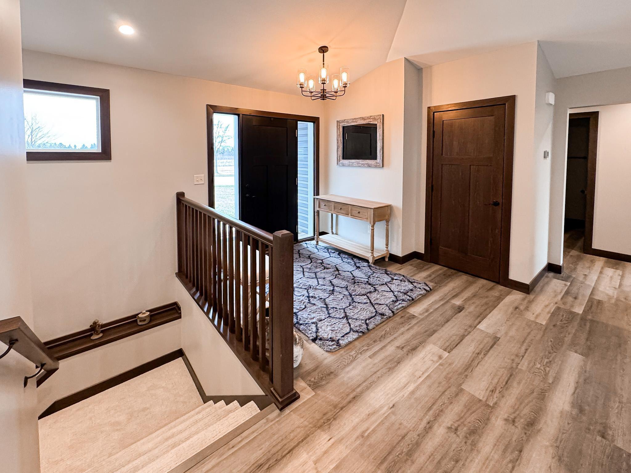 1707 17th Street Northwest Willmar, MN 56201 - Photo 4 of 49