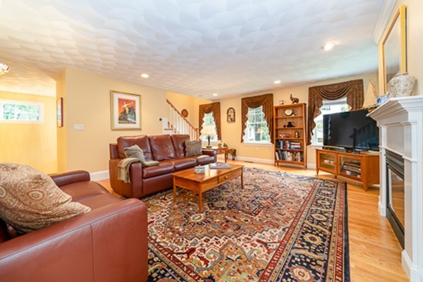 23 Criterion Road Reading, MA 01867 - Photo 12 of 30 Gallery Image 12