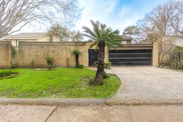 $1,950 | 165 Old Bridge Lake Street, Houston, TX 77069