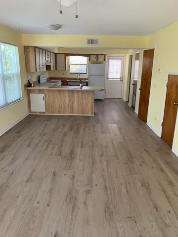 $1,925 | 3119 A Coastal Highway, St. Augustine, FL 32084