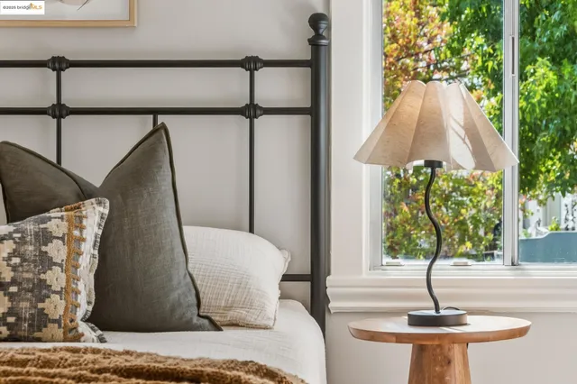 $798,000 | 4032 Laurel Avenue, Oakland, CA 94602