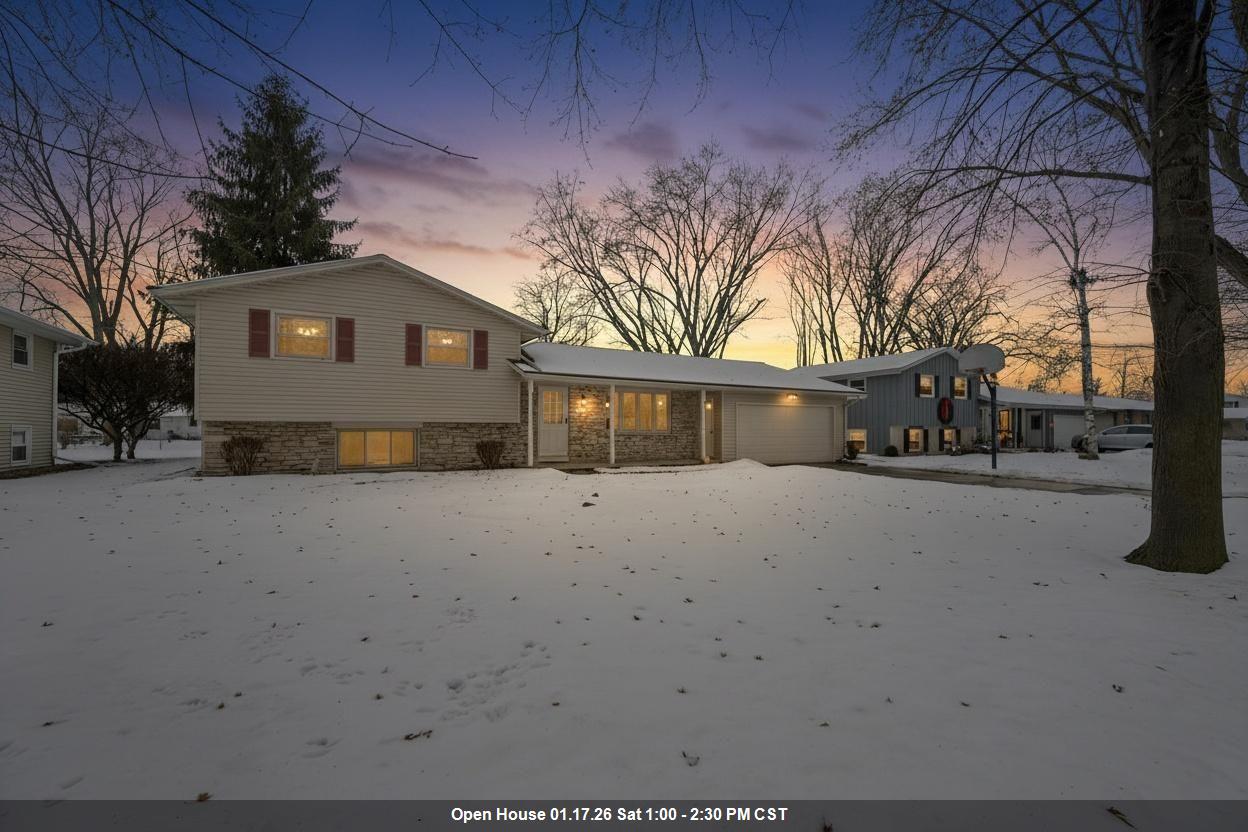 1281 Valleyview Road Green Bay, WI 54304 - Photo 1 of 51